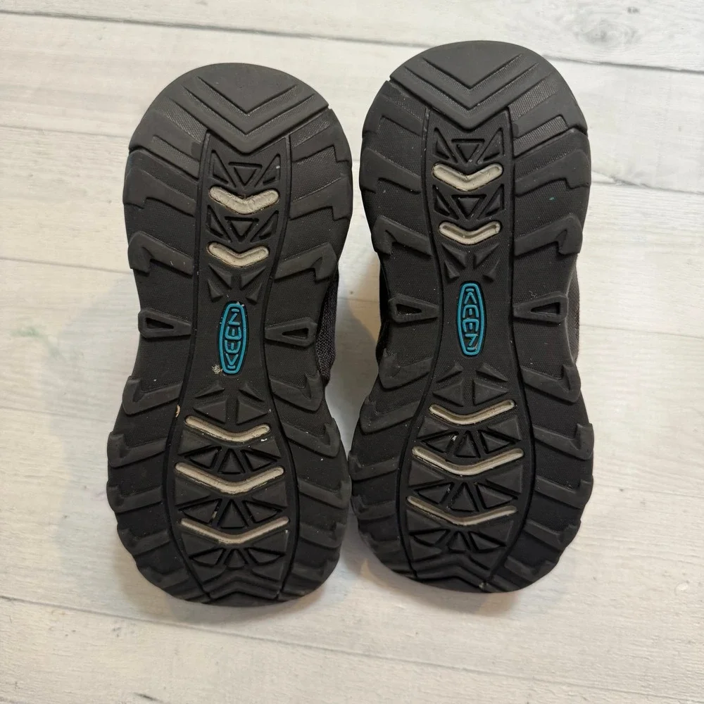 Keen kids black and blue‎ hiking boots shoes youth size 12